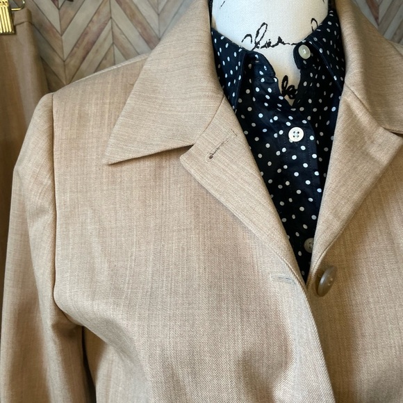 Pendleton 100% Wool Long Button Tan Suit Women Jacket Size 10 and Pants Size 12 - Picture 2 of 15